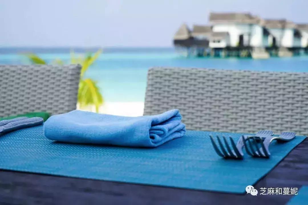 带两个孩子出去的妈妈,带两个孩子的妈妈去旅行