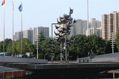 西安各个高校雕塑,高校奇葩雕像