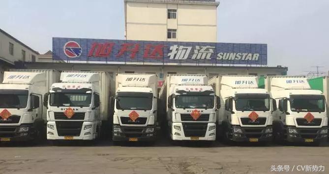 他从*口车进**铁粉转为汕德卡粉丝一出手就是30辆！