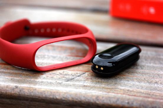 小米手环3nfc现在值得买吗,最新版的小米手环3nfc版本