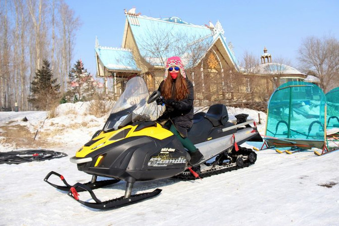 冰城伏尔加:“晴空下的雪域恋歌”让你知道旅行和旅游是两码事!