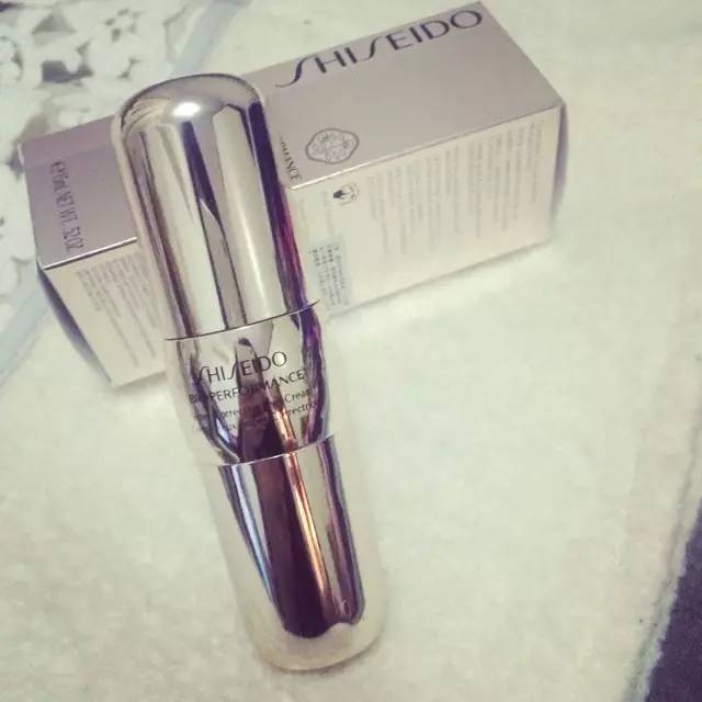 推荐一款好用的眼霜或者眼膜,值得回购的眼膜