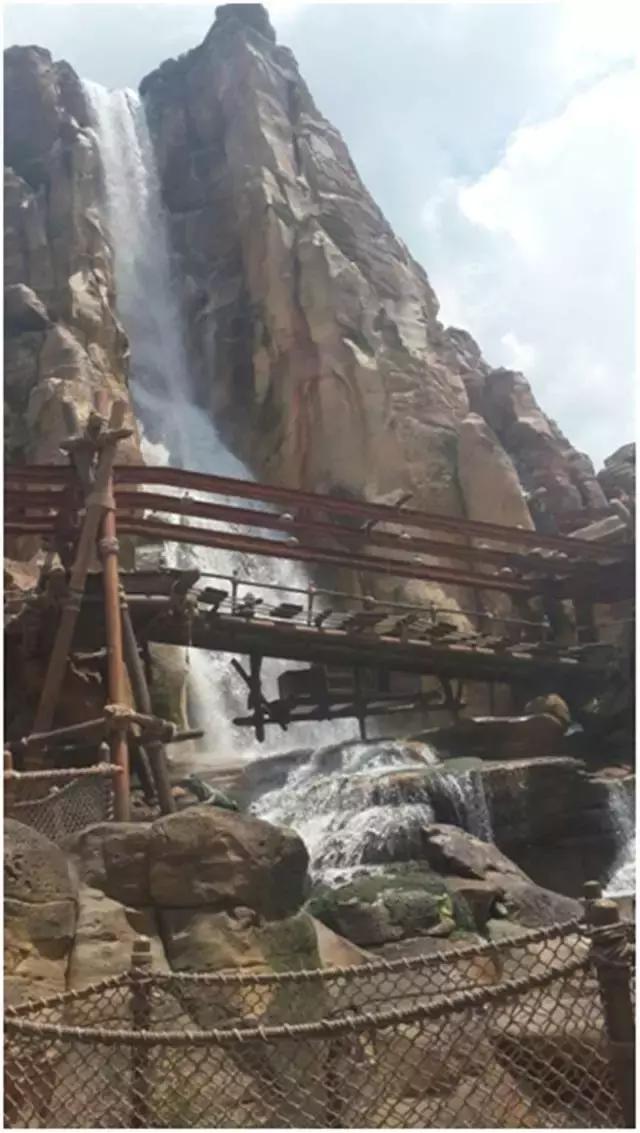 上海迪士尼fp领取攻略,上海迪士尼停车攻略