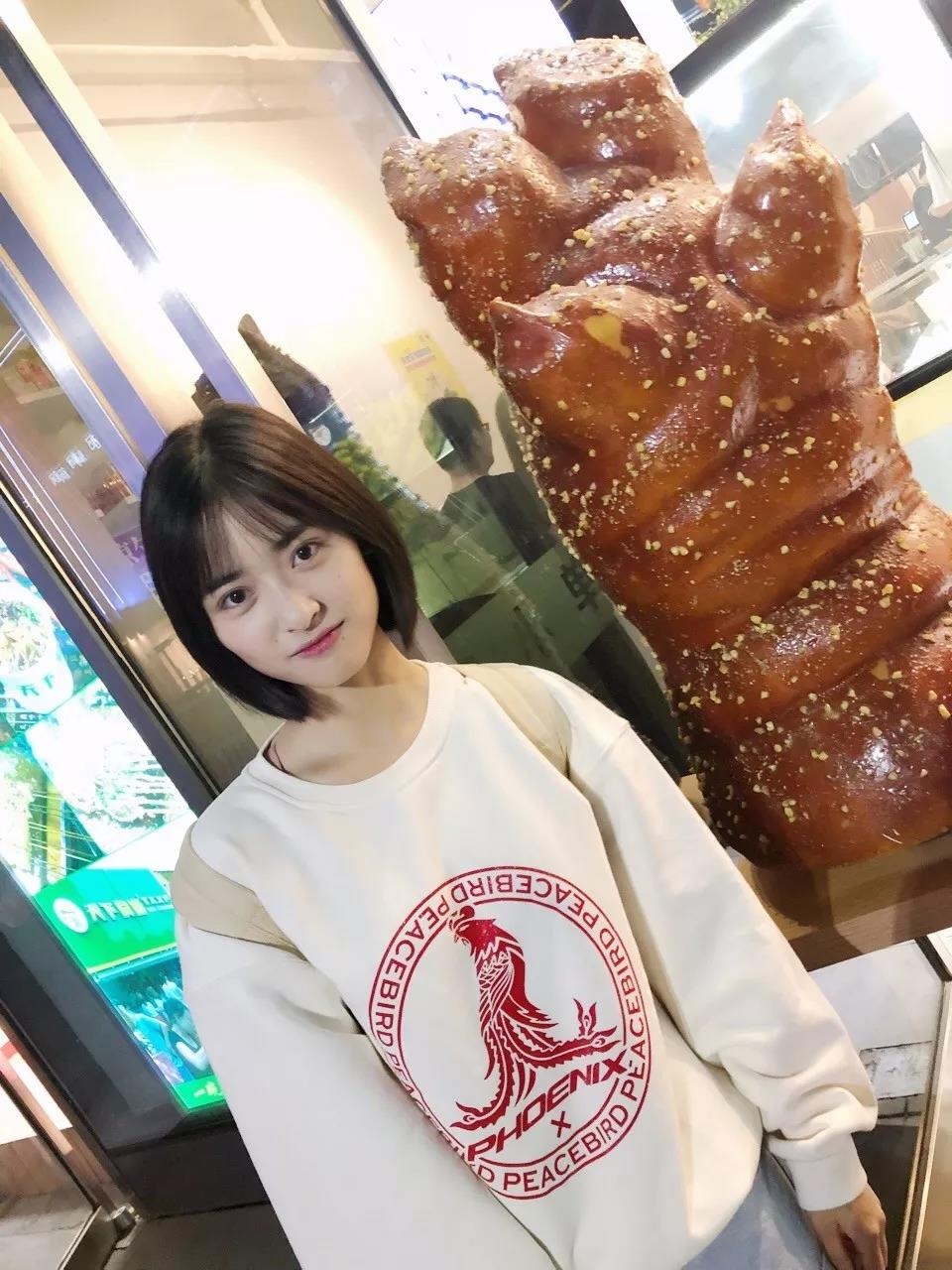 peacebird联名飞跃,peacebird小黄人合作系列卫衣