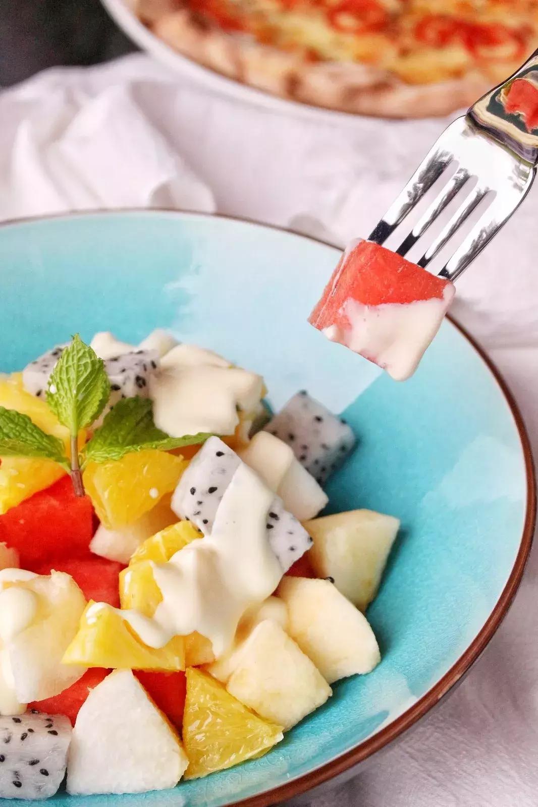 民歌湖酒吧颜值最高的酒吧,畅饮酒吧全国哪里