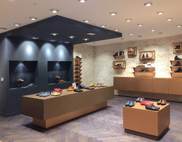 男装装修陈列,男装店装修流程的详细步骤