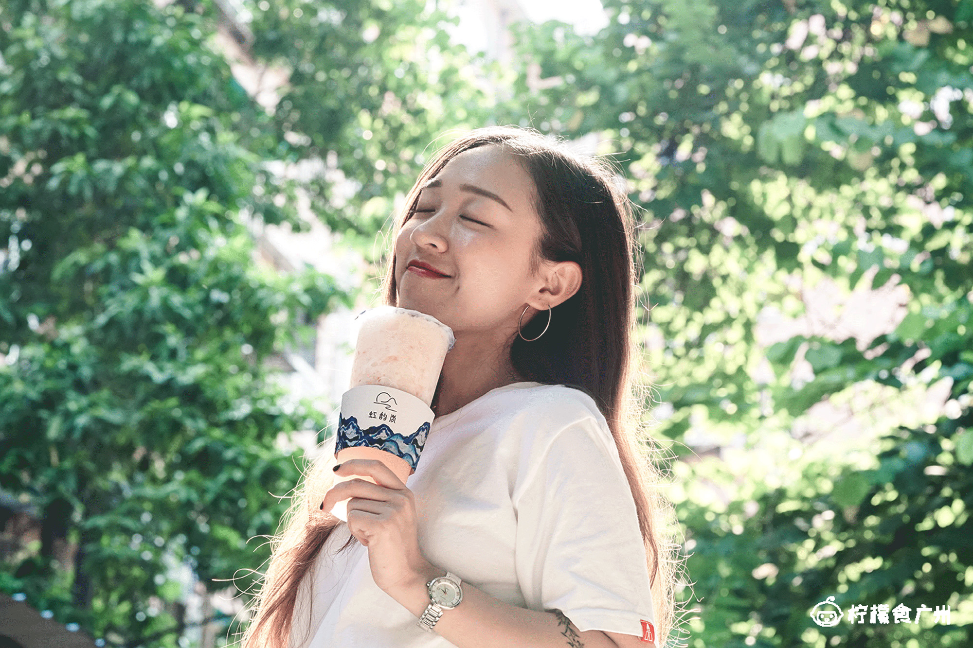 1个月前，六运来了杯“粉色苦瓜茶”，连续7天买一送一！