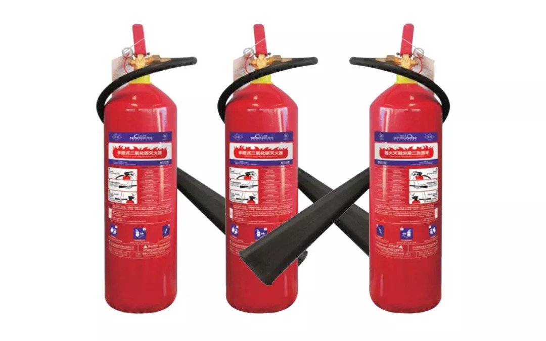 灭火器没用了直接扔掉吗,灭火器不丢留下什么用