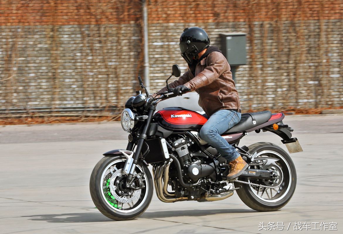 用复古解构哈雷宝马的土豪文化