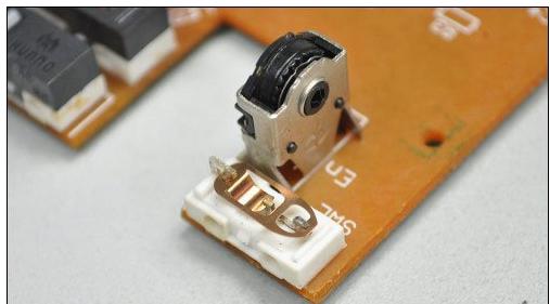 鼠标怎么拆开教你一个简单的方法,最简单的鼠标怎么拆