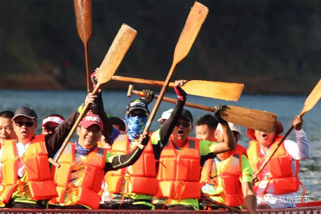 头条｜今年国庆芒市精彩活动不断，让芒市承包你的假期吧！