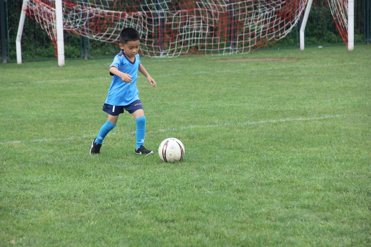 孩子踢足球算体育加分吗,孩子学踢足球有多厉害