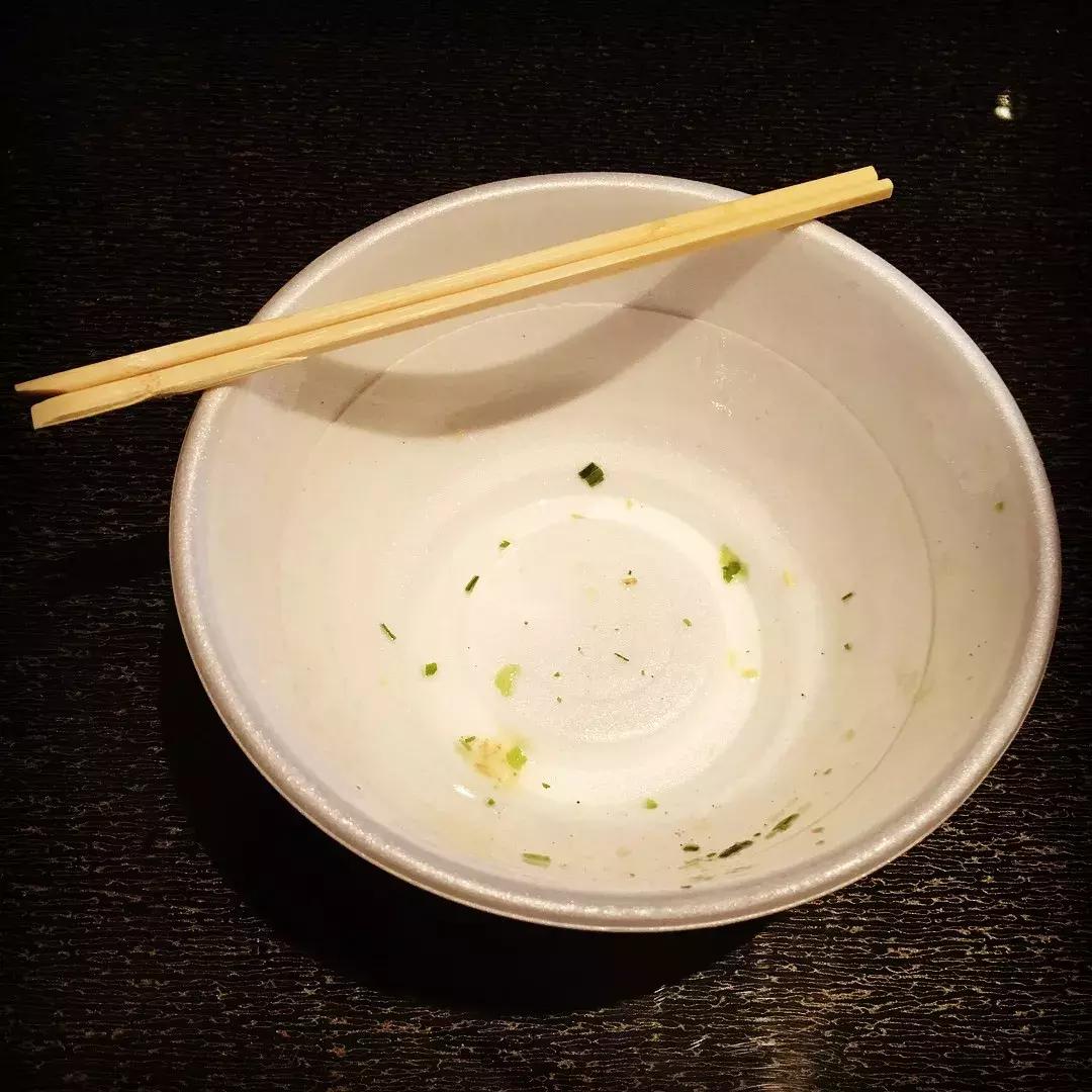 日本亿万富翁开启太空旅行,日本亿万富翁登上月球