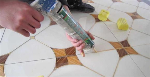 美缝水性环氧彩砂和美缝剂哪个好,瓷砖美缝白色砖用什么颜色美缝剂