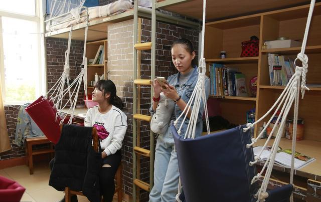 宿舍和室友吵架怎么处理,宿舍室友吵架怎么解决