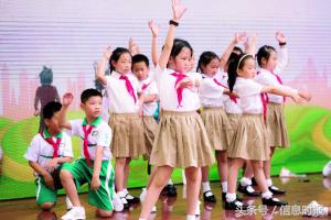 广州越秀学校校服,最好看的小学校服排行榜前十名