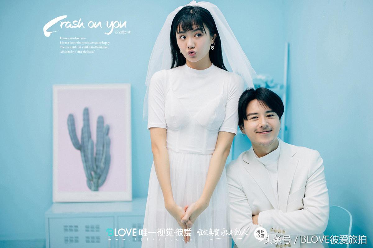 上海婚纱照简约端庄,上海婚纱照风格推荐红底婚纱照