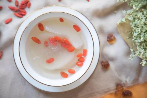 七个月宝宝吃营养辅食拉不出来,七个月的宝宝适合吃什么辅食