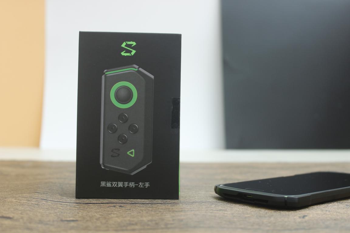 黑鲨手柄如何玩崩坏三,黑鲨能玩vivo服的崩坏三吗