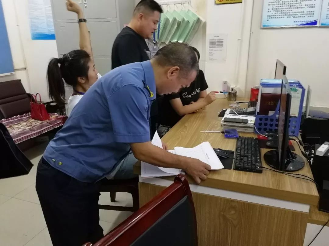 湘潭运管部门督查两客一危,湘潭运管交警联合开展节前检查