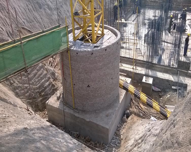 塔式起重机附着和顶升,简述塔式起重机顶升作业注意事项