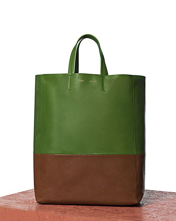 如果你是CELINE的老板会因为换了设计师就不卖自家爆款了吗？