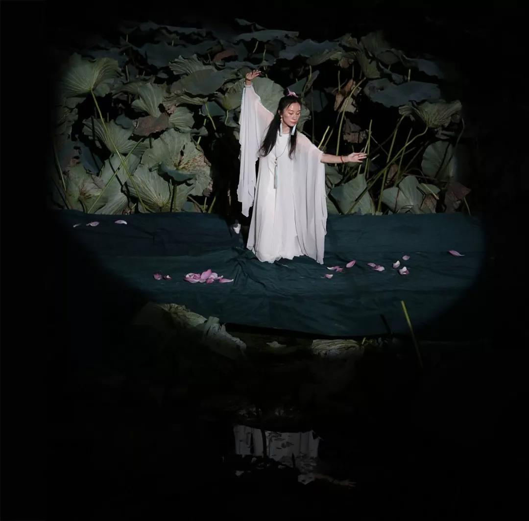 家乡魅力秀：武汉慧心雅社演绎东湖民间祭月，媲美古装实景大剧