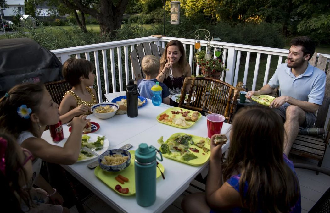 美国生殖产业隐患大：2757号捐精者后*开代**派对，来了45个人，仍没到齐