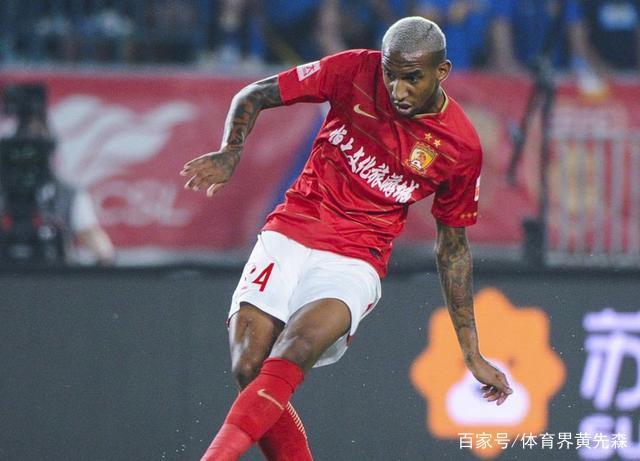 恒大妖星！12场14球，违反发力学的世界波，蒂特还不征召吗？