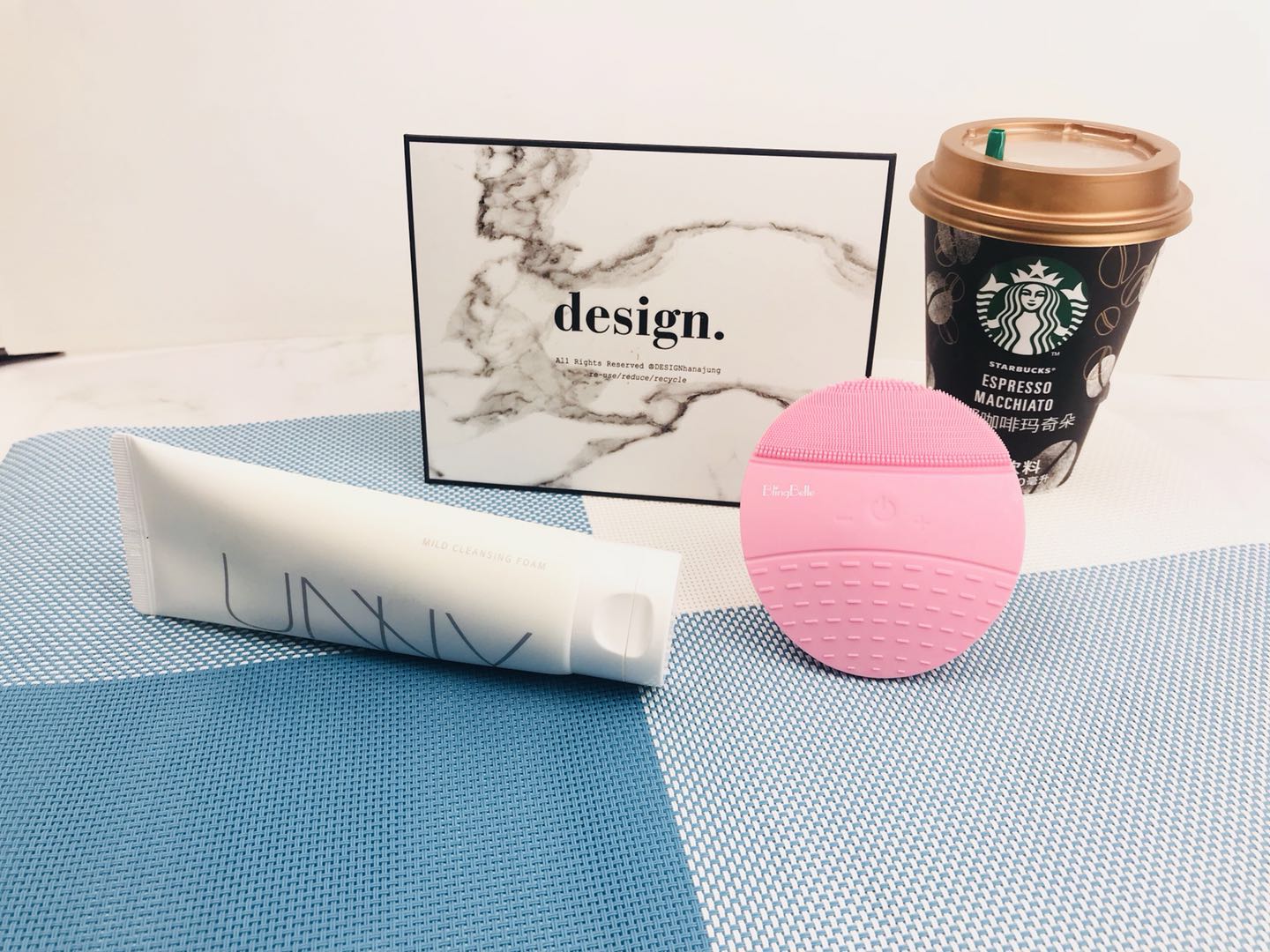 脸搓泥不吸收护肤品推荐,皮肤用什么护肤品都不吸收搓泥