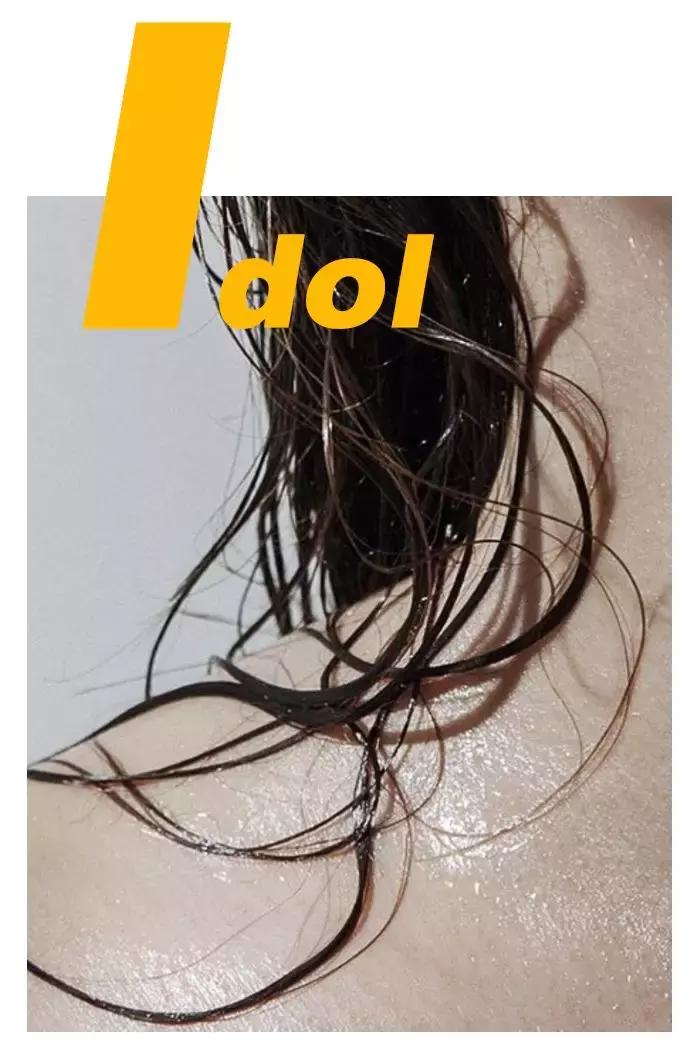 贝拉哈迪德穿深v套装,贝拉哈迪德夏季开衫