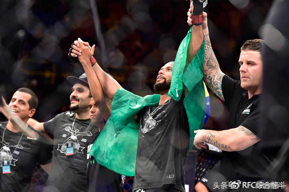 ufc桑托斯vs米欧奇,小奥利维拉vs桑托斯完整版