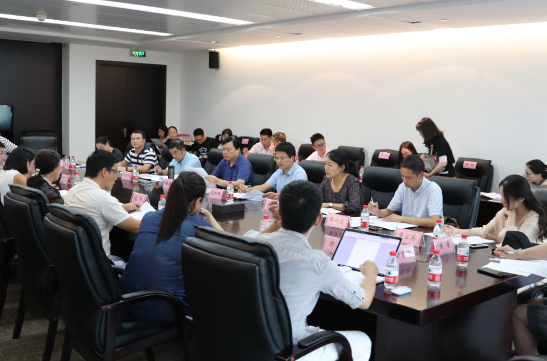 杭州课外培训机构新政策,家长选择正规培训机构