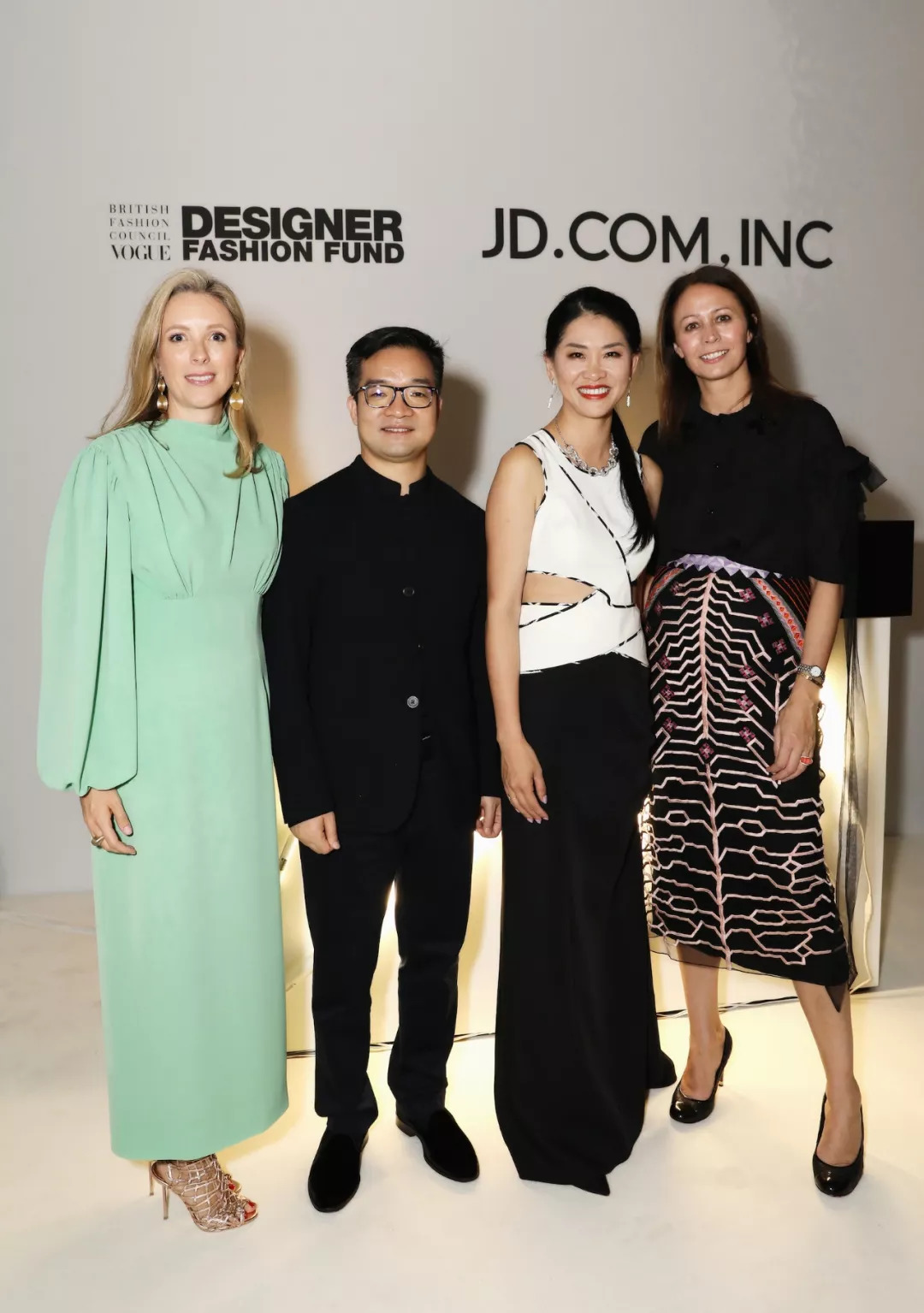 京东最贵的珠宝品牌,京东几百万的东西有哪些