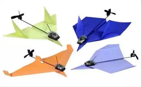 飞机怎么飞起来的原理,飞机螺旋桨不转还能飞是什么原理