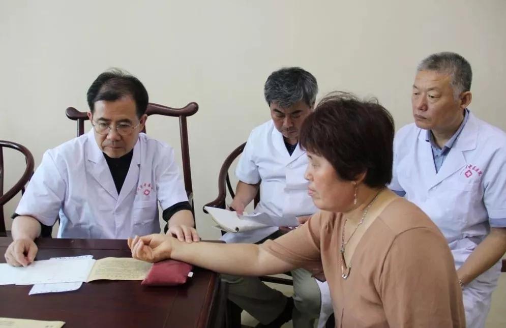 27日，滨州市首届中医药健康养生文化节暨膏方节开幕