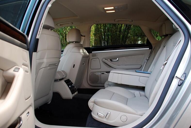 13万左右买什么车黑色,13万买什么越野车比较好