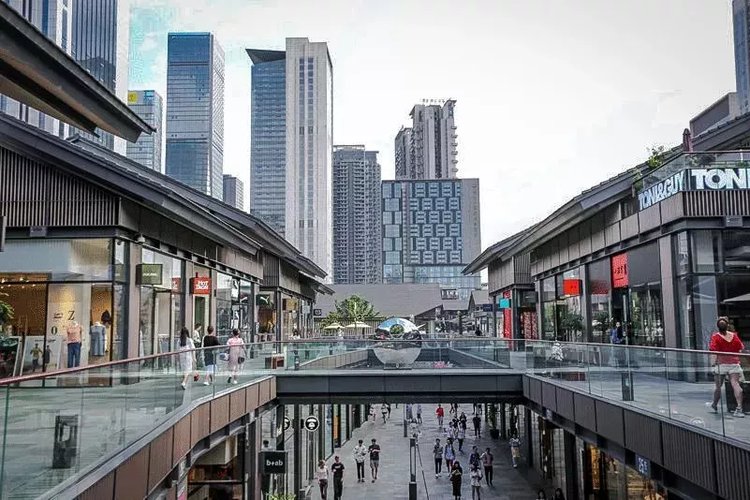 成都太古里裸眼3d龙雕塑,成都18个雕塑