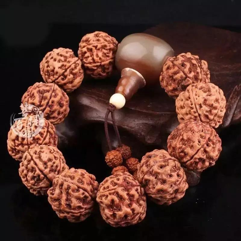 满肉大金刚包浆,尼泊尔大金刚六瓣包浆玉化好吗