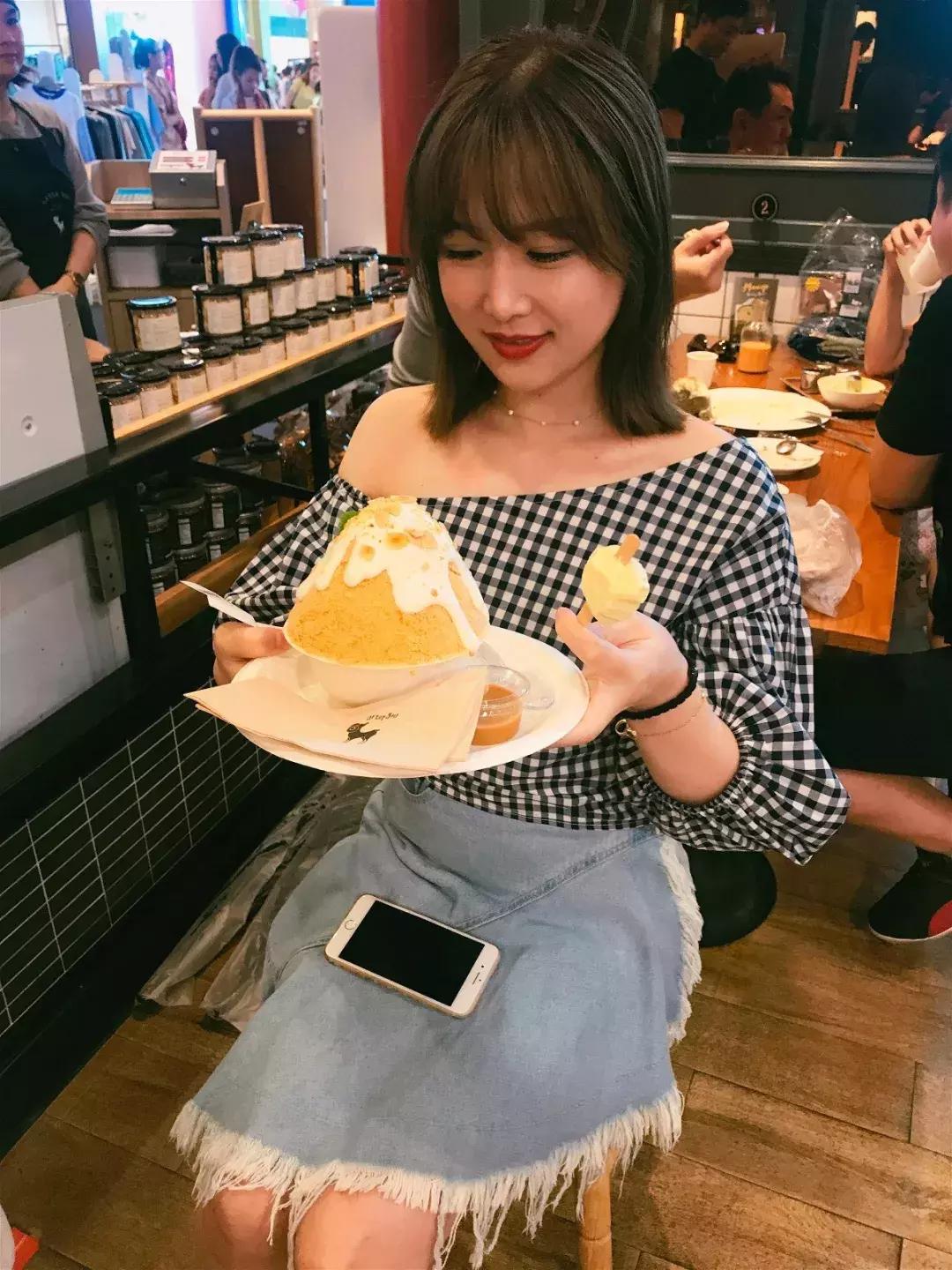 为了一道猪鼻筋,她们频频飞去四川,最后干脆把它带回长沙来了