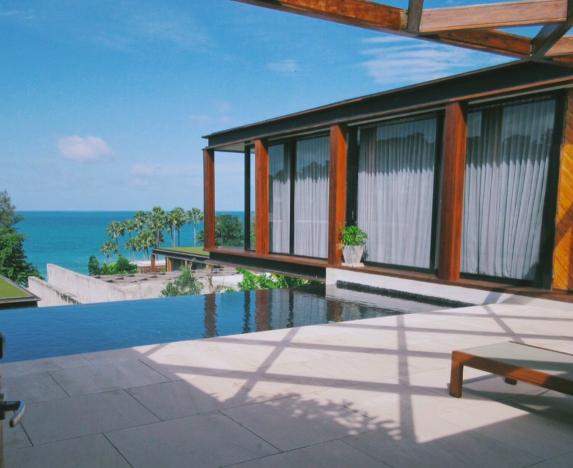 全球婚礼目的地探路：NAKA，悬空在半山腰上的透明火柴盒