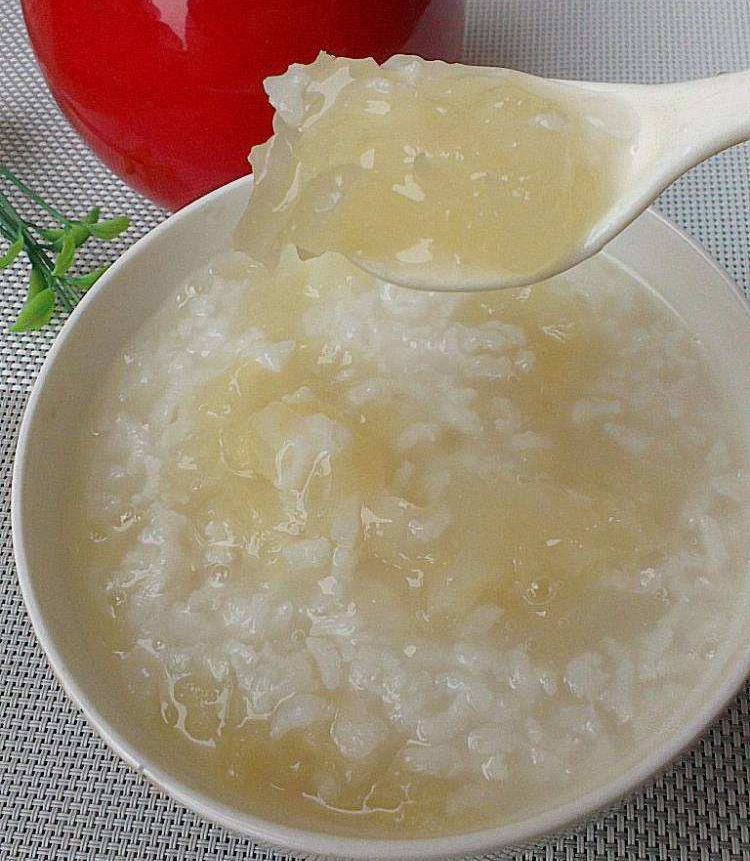 秋季嘴干舌燥吃什么粥,鼻干吃什么粥最好