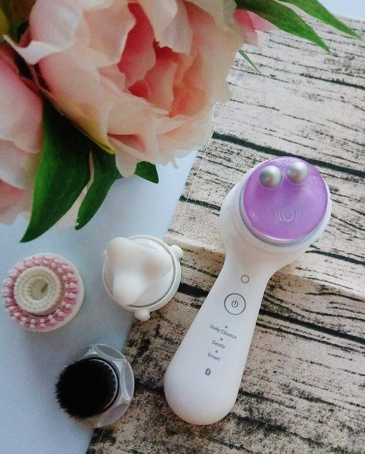 想要锦鲤奚梦瑶的好运和颜值，先在脸上下功夫4款人气美容仪推荐