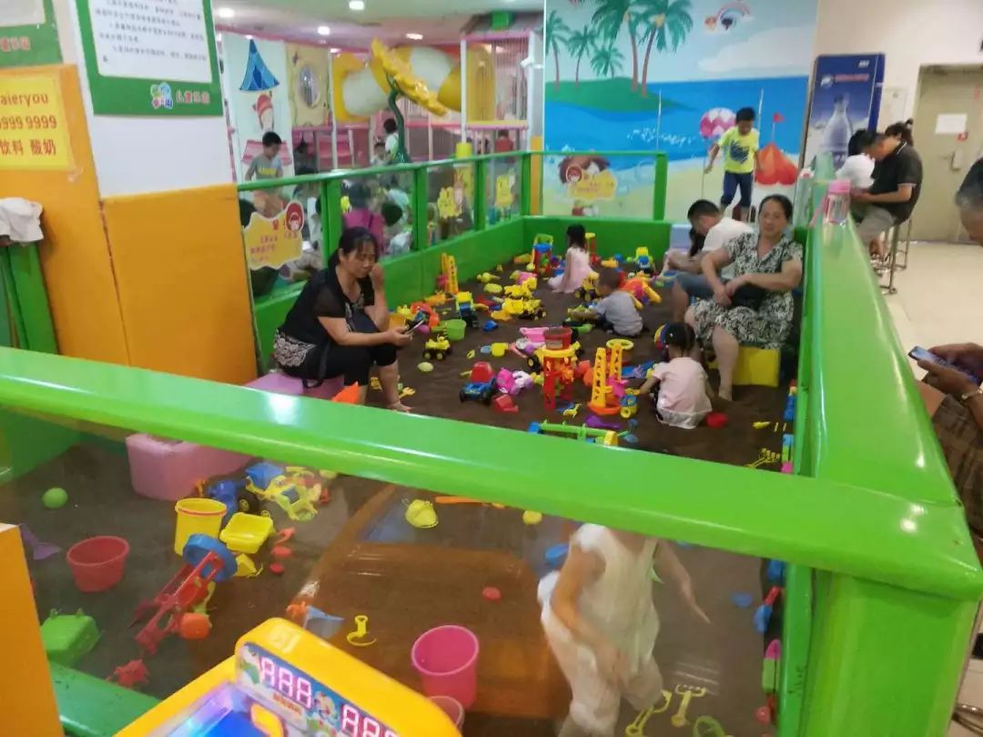 晋城往北，有个梦幻游园会，涂鸦村免费进！