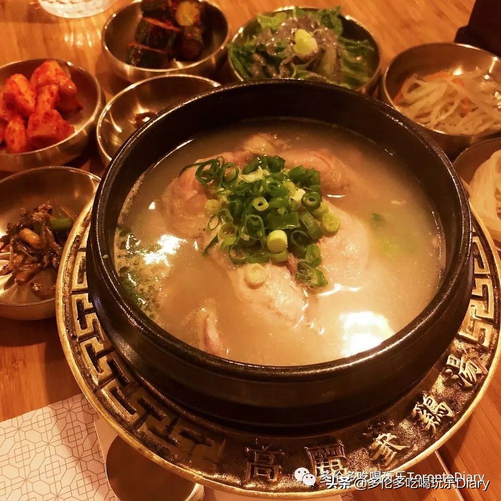 在多伦多阴晴不定的天气出门，就为了这一口靓汤