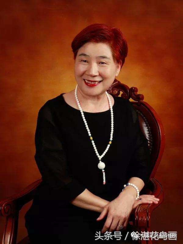 梁桂玲孔雀,梁桂玲画牡丹叶