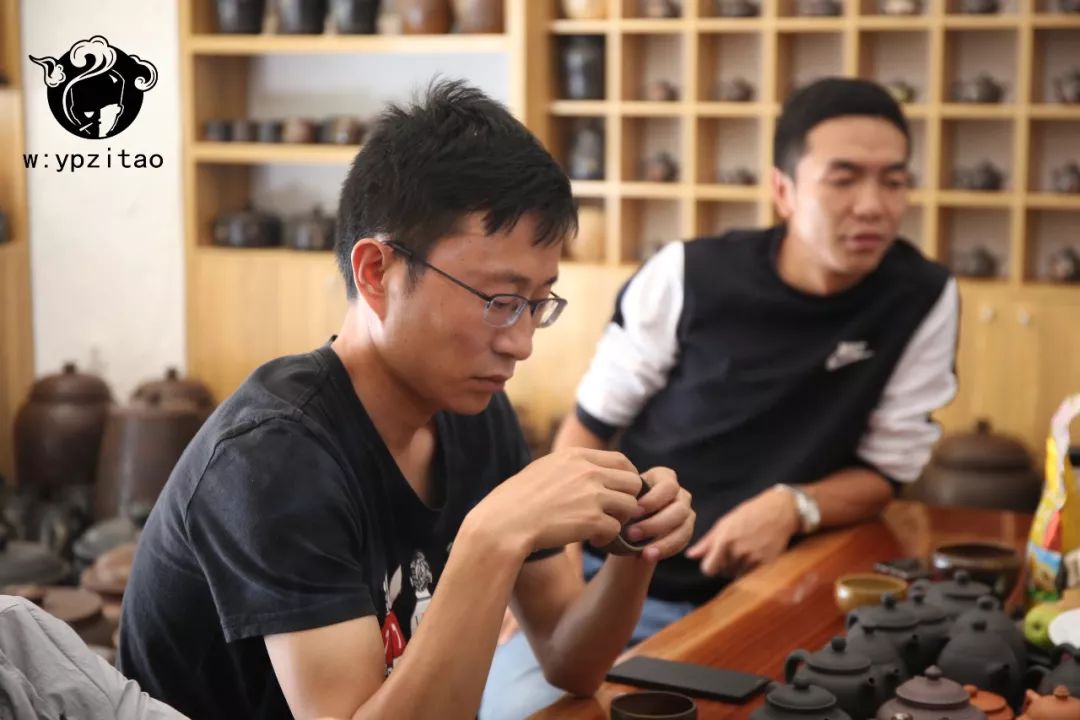 建水柴烧紫陶壶养壶前后对比,建水紫陶柴烧壶什么釉面最好