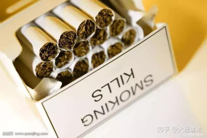 在朋友圈卖什么犯法,朋友圈倒卖正规货品犯法吗