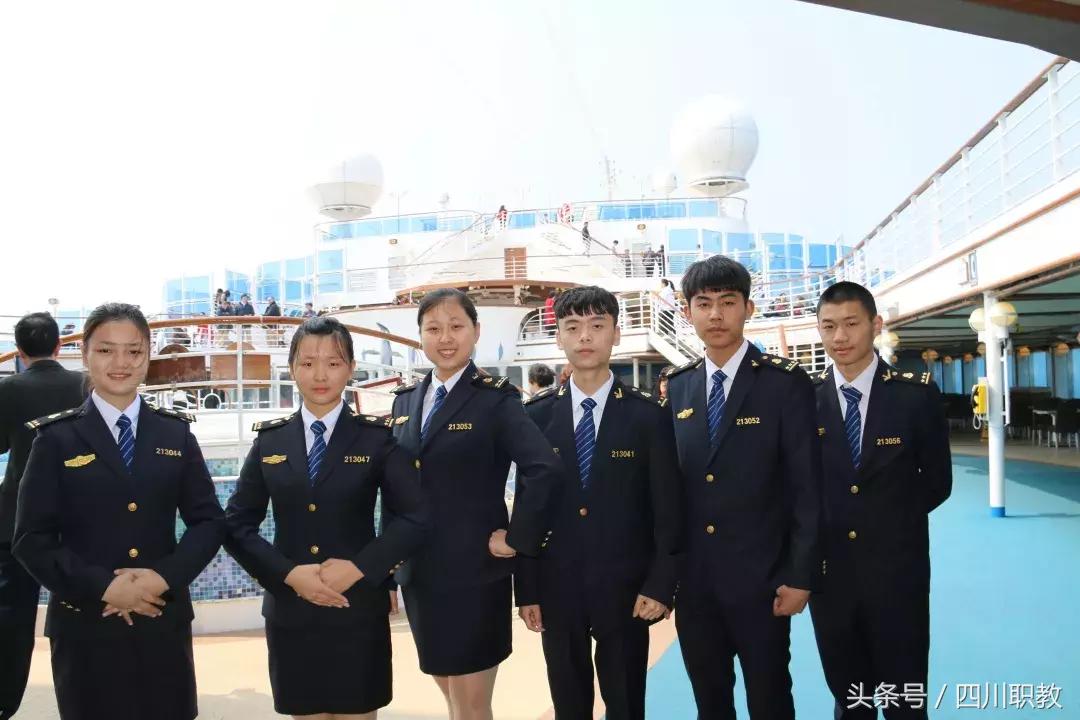 如何在国际邮轮工作,年薪百万可以去游轮旅游