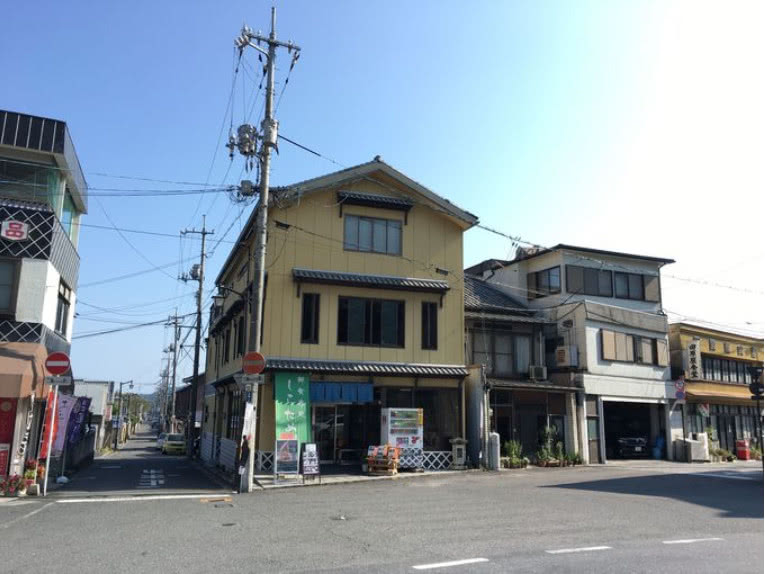 吃了会前程似锦？心诚则灵！品尝日本山口县的新岩国名产：莲根面